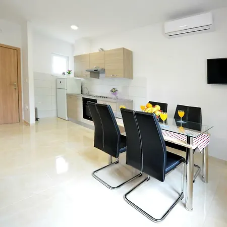 Apartment Katarina Kastela